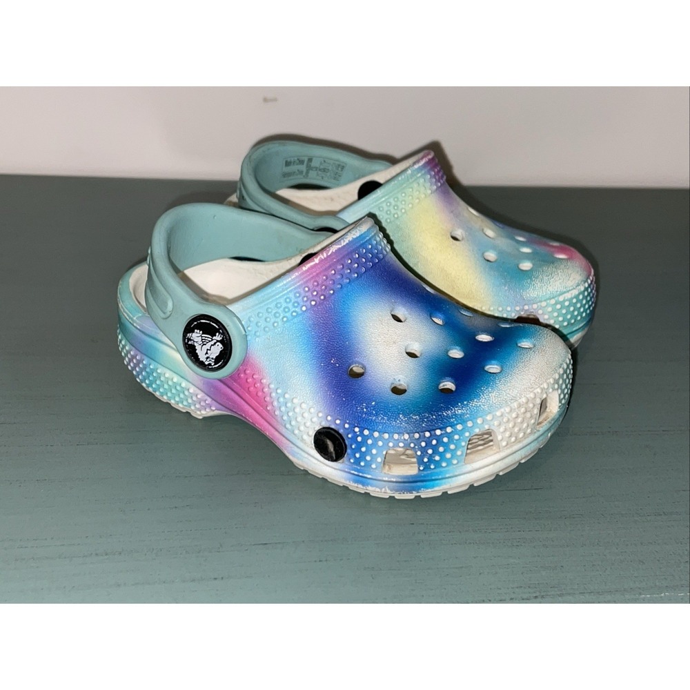 Crocs Kids Sandals Size C 5 Rainbow Tie Dye Blue Green Pink Yellow Purple